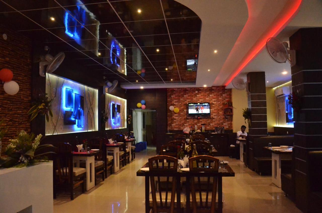 Hotel Janvi Interntaional Inn Muzaffarpur Zewnętrze zdjęcie